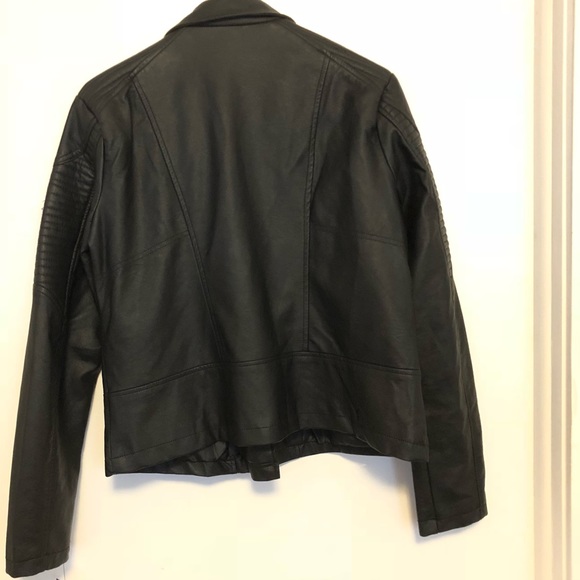 Faux leather jacket! - Picture 5 of 6